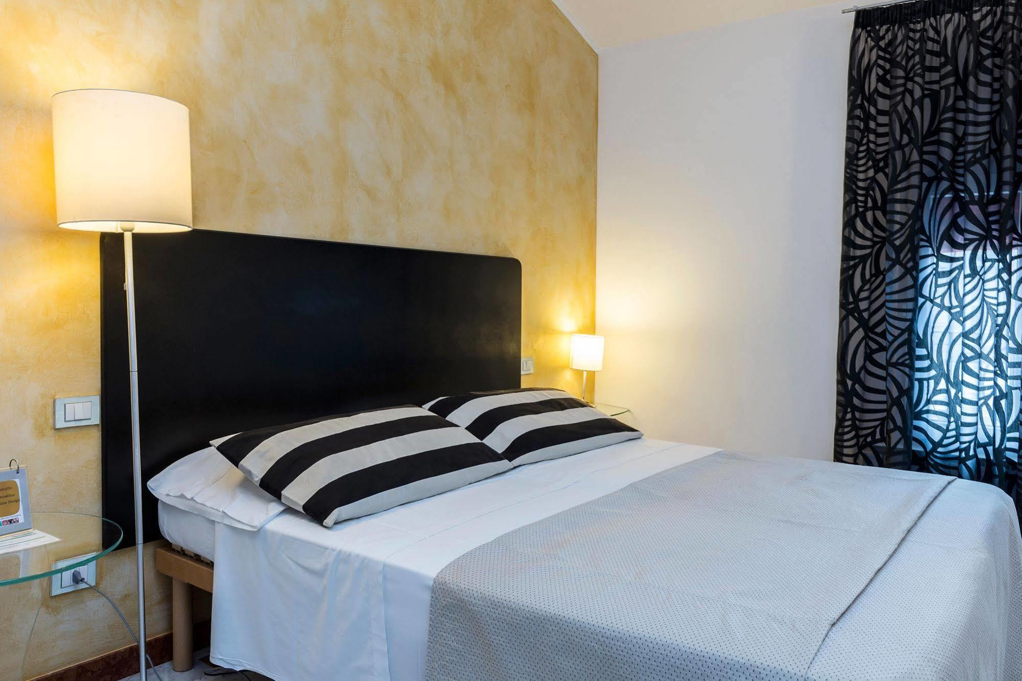 Bed and Breakfast Al Ponticello Комаккьо Экстерьер фото